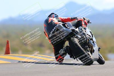 media/Oct-09-2022-SoCal Trackdays (Sun) [[95640aeeb6]]/Turn 9 Backside (120pm)/